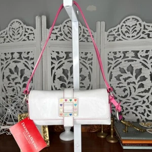 Dooney & Bourke Vintage White Leather Crossbody Bag Hearts Motif Y2K - Imagen 1 de 5