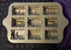 Nordic Ware Railroad Train Cake Pan 9 Car Train with Engine & Caboose - Picture 1 of 2