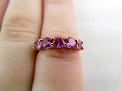 Anillo Ross Simons Plata de Ley Dorada Cinco Piedras Zafiro Rosa Talla 7.25 2.4g Foto 1 de 4