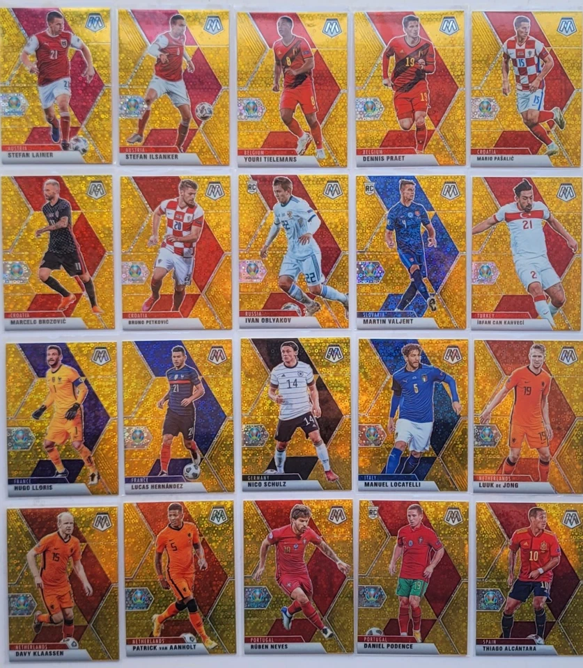2021 Panini Mosaic UEFA Euro 2020 Base Mosaic Circles Gold /10 - Singles - Image 1 of 1