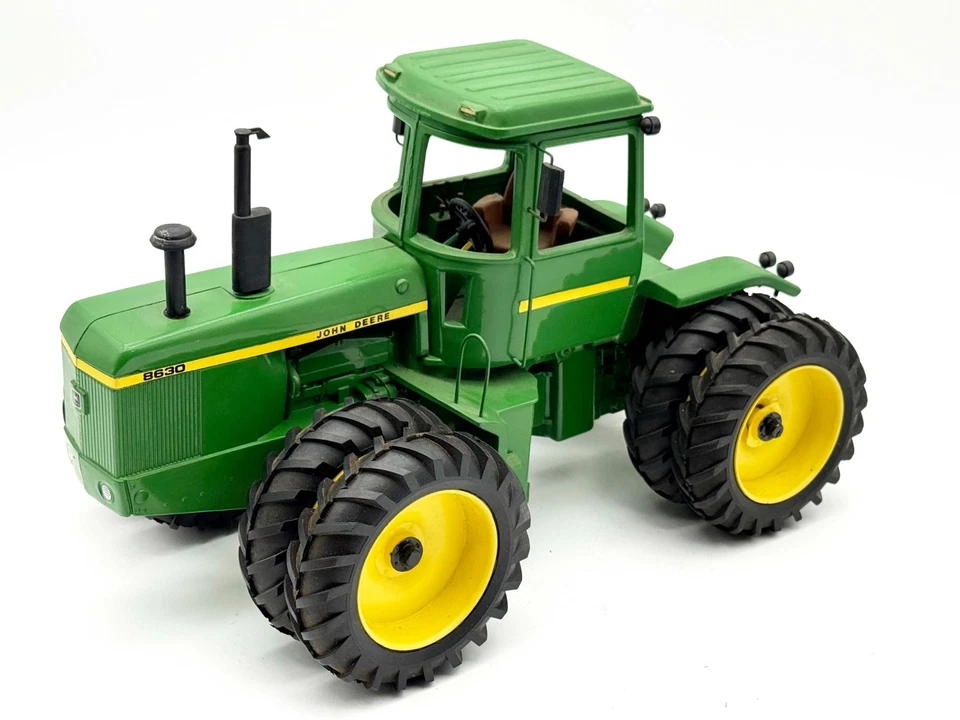 1/16 John Deere 8630 Early Custom - Image 1 of 4