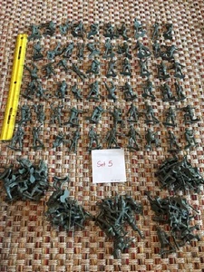 Set 5 LOT 110 Plastic Army Cowboy Indian Men Figures Vintage China Spacemen Rare - Picture 1 of 6