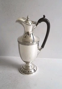 ELEGANT, ANTIQUE SOLID SILVER WATER / WINE JUG . 540gms. HT. 26.8cms. LON. 1919 - Picture 1 of 11