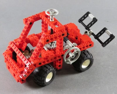 LEGO® TECHNIC 8032 Universal Building Set - Abschlepper Unimog Technik - Bild 1 von 2