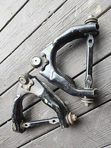 97 - 99 Dakota Durango 4WD Front Passenger Upper Control Arm AC Delco 45D1220 - Picture 1 of 7