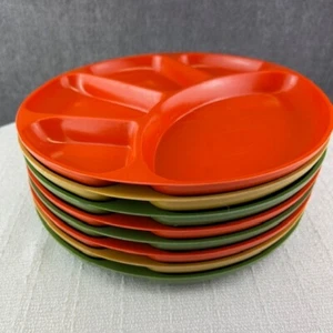 Lotto di 8 piatti snack vintage MCM in melamina divisi per feste 9,25 pollici - Foto 1 di 13