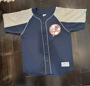 2009 Genuine Merchandise NY Yankees Derek Jeter Sewn Jersey Adult Size Large - Picture 1 of 18