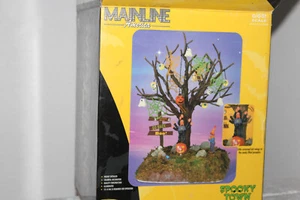 K-LINE K-42446 HAPPY HALLOWEEN LIGHTED TREE - Picture 1 of 2