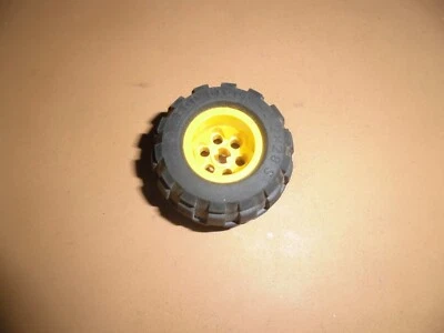 Lego Technic Rad Felge 30.4x22.8 6580 gelb Reifen 43.2x28 6579 schwarz ege35 - Bild 1 von 2