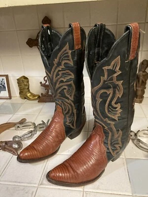 BOTAS DE DANÇA TONY LAMA 1207 CONHAQUE LAGARTO WESTERN COWGIRL 5,5 B FABRICADAS NOS EUA - Imagem 1 de 4