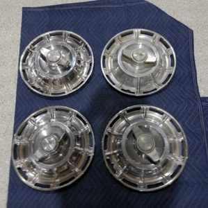 59-62 C1 Corvette Wheel Covers w/Spinners-GM #3723537/3723539-Orig. GM Survivors - Picture 1 of 23