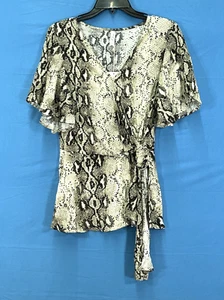 Neu mit Etikett L LOVE beige SCHLANGE Viskose Challis SURPLICE Flatterärmel Schößchen Bluse Top M - Bild 1 von 5