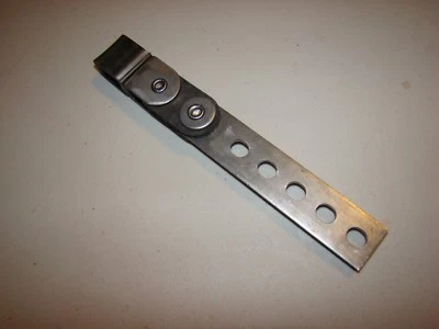 International Harvester Scout 80, 800 y Scout II Nuevo Silenciador Universal Colgador Foto 1 de 2