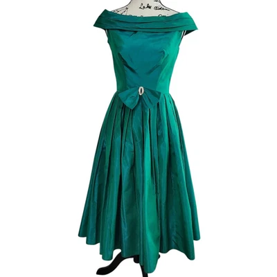 Vintage 1950s green blue iridescent cocktail dress off shoulder bow detail retro - Image 1 of 4