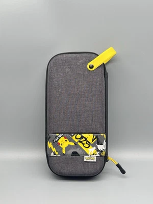 Estuche de Viaje PDP Oficial Switch Deluxe (Edición Pikachu Elite) Foto 1 de 4