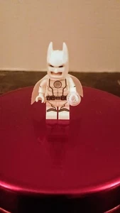 RARE White Lantern Batman With Ring Lego Mini figure / Mini Fig - Picture 1 of 2