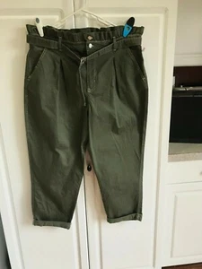 Nuevos pantalones Wild Fable tiro alto cintura con volantes talla 14 o talla 18 verde oliva - Imagen 1 de 6