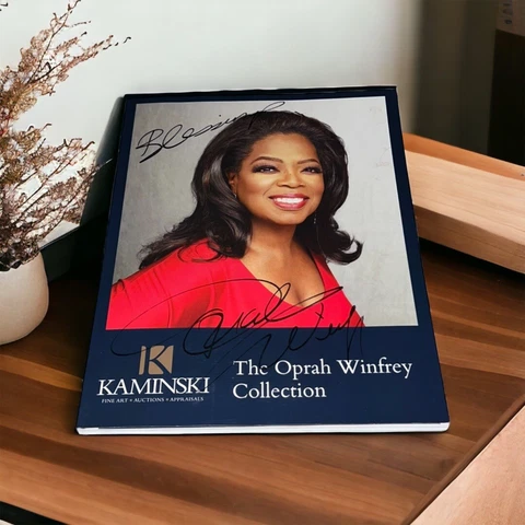 AUTOGRAPHED OPRAH WINFREY TV STAR HOME AUCTION CATALOGUE FULL SIGNATURE RARE Cover