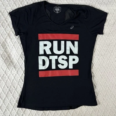 Camisa de correr para mujer ASICS D1 mediana negra RUN DTSP ropa deportiva top Foto 1 de 4