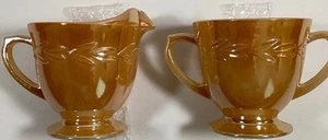 Anchor Hocking: FIRE KING PEACH LUSTRE "LAUREL" FOOTED Creamer & Sugar 1952-1963 - Picture 1 of 13