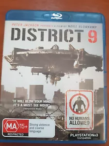 DISTRICT 9 BLU RAY - SHARLTO COPLEY FREE POST - Picture 1 of 1