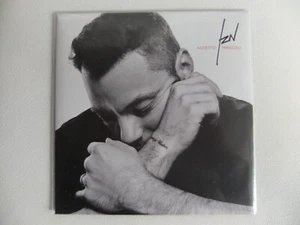 TIZIANO FERRO 45 GIRI ROSSO ACCETTO MIRACOLI NUMERATO 1600 COPIE ANNO 2019 NUOVO - Foto 1 di 3