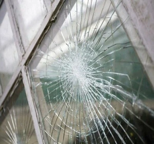 8 mil Sicherheitsfolie Fensterfolie Einbruch- & Splitterschutz Rolle (1,52*Lfm) - Bild 1 von 4