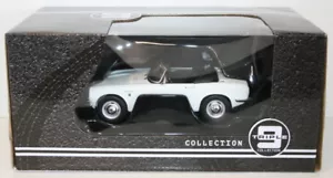 Triple 9 1/18 Scale Diecast T9-1800192 - Honda S800 - White - Picture 1 of 5