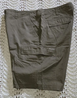 Bermuda cargo masculina vintage Woolrich alga ao ar livre caminhada aba bolsos 36 (34x8,5) - Imagem 1 de 4