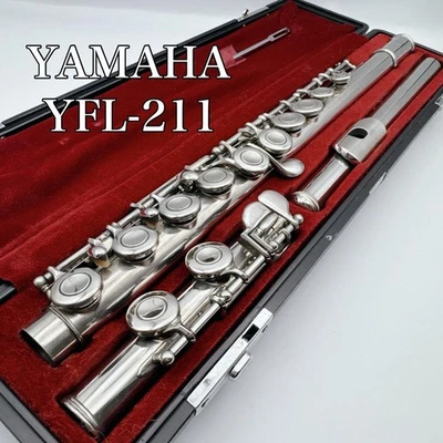 Yamaha YFL 211 Flute E Mechanism Silver Finish with Hard Case Cleaning Rod - Image 1 of 4