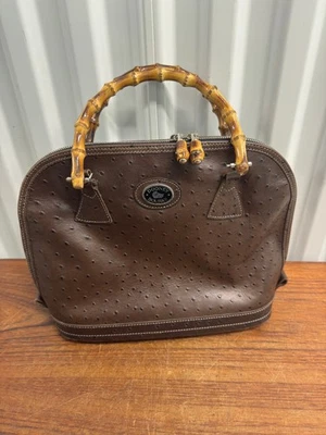 Bolso vintage Dooney & Bourke marrón oscuro avestruz asas de bambú y correa para el hombro Foto 1 de 4