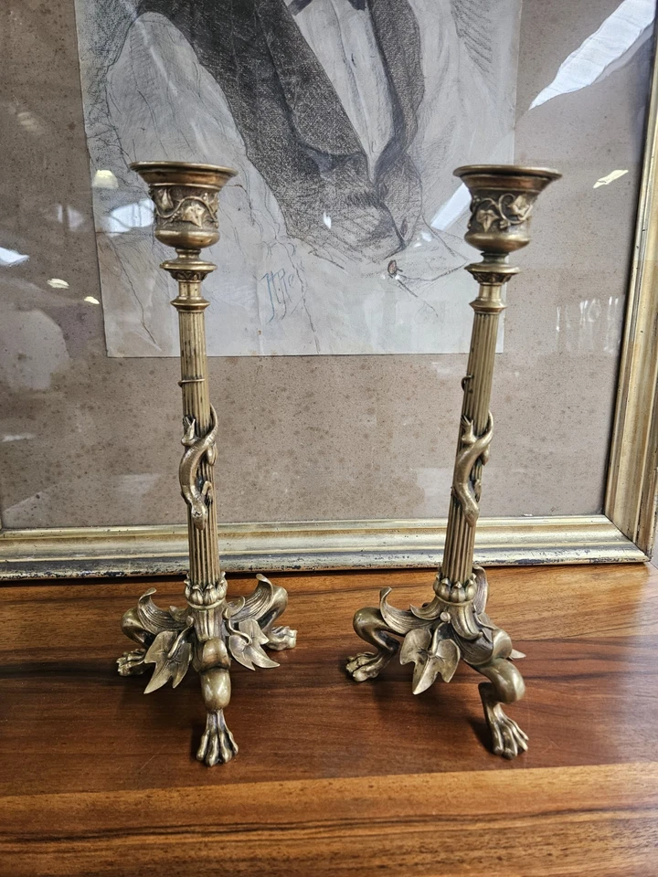 Paire De Bougeoirs En Bronze à Decor De Salamandres Époque Napoléon III - XIXe - Photo 1/4