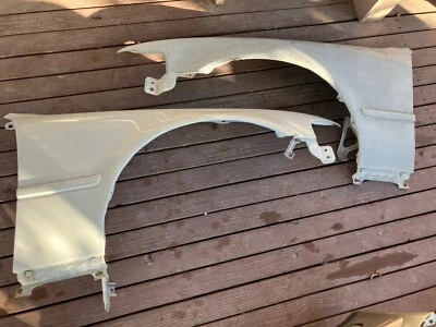 Guardabarros delanteros derecho izquierdo Honda Ka8 91-95 OEM Acura Legend cupé 2 puertas Foto 1 de 4