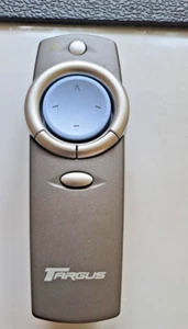Targus Wireless Presenter Presentation Remote Model PAUM35 Batteries Included - Picture 1 of 9