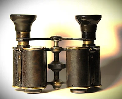 Goerz miniature Binocular, Trieder Binocle. 3.5" wide - Image 1 of 4