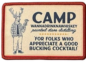 Parche de ciervo Camp Wannadrinknawiskey gente que aprecia un buen cóctel Bucking - Imagen 1 de 3