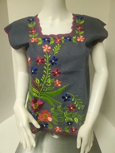Blusa Camisa Mexicana Mujer Top Bordado Gris Talla XS Hecha a Mano Blusa De Yucatán - Imagen 1 de 14