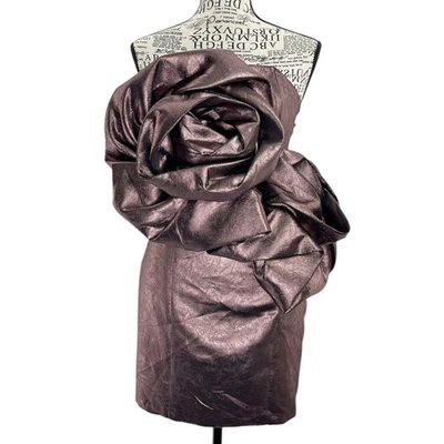 Mini Vestido Zara Rosa Metálico Sin Tirantes XS Escultural Flor Declaración Fiesta Foto 1 de 4