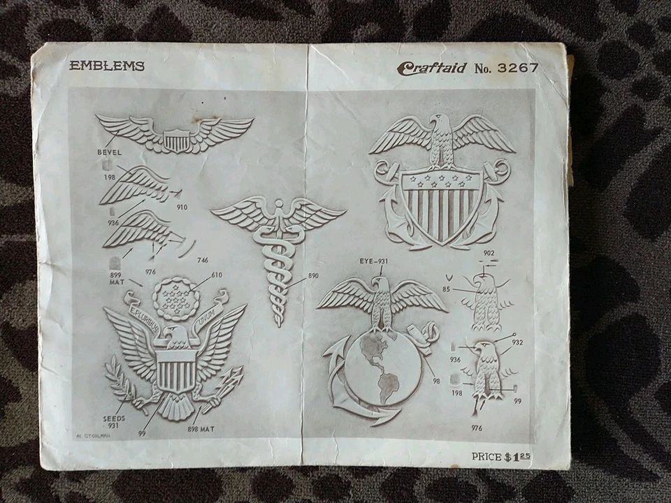 Plantilla grande vintage de cuero Craftaid n.º Emblemas 3267 Foto 1 de 1