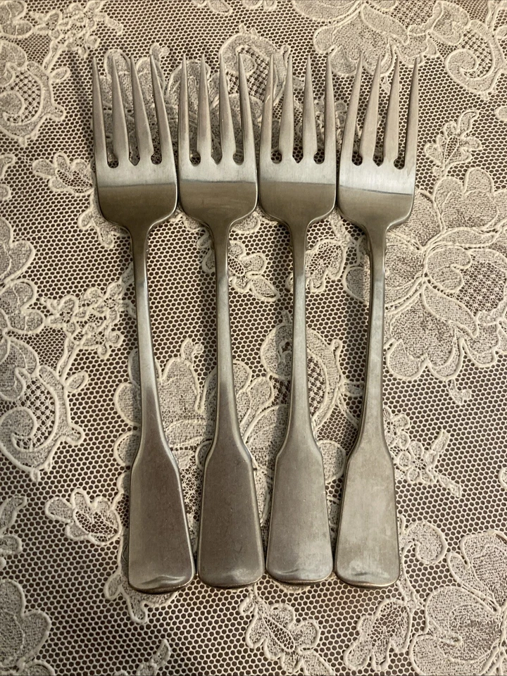 Oneida Sandhurst Cube Stainless Flatware Set Of 4 Salad Forks - Image 1 of 4