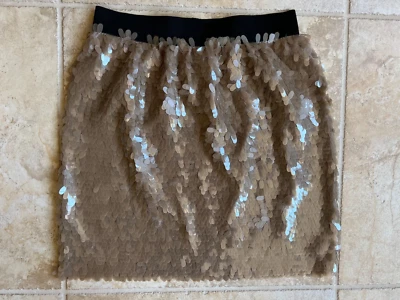 Saia curta VINCE CAMUTO tamanho S contas de lantejoulas - Imagem 1 de 4