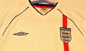 England Home Football Shirt 2001/03 Adults LARGE Umbro - Picture 1 of 3