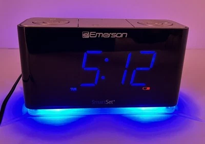 Emerson SmartSet Alarm Clock Radio with Bluetooth Speaker Charging Station USB - Image 1 of 4