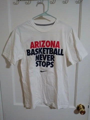 Men's Arizona Basketball Never Stops Wildcats Short Sleeve Nike Tee Size (S) Cover