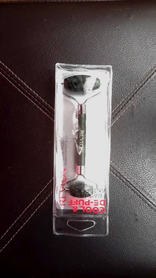 Rodillo facial de jade Revlon nuevo en caja Foto 1 de 3