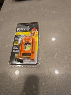 Klein Tools 935AB1V ACCU-BEND™ Level, 1 Vial - Image 1 of 2