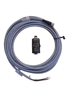 Festo 527461 Pressure Sensor SDE5-V1-0-Q6E-P-M8 & Cable 541334 - Picture 1 of 5