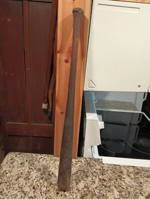 VTG ANTIQUE WOODEN BASEBALL BAT RED GOOSE SHOES THEY'RE HALF THE FUN HAVING FEET - Image 1 of 4