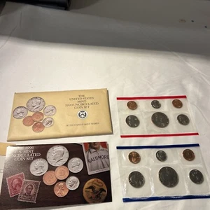 1990 Uncirculated Coin Set U.S Mint Original Government Packaging OGP - Picture 1 of 8