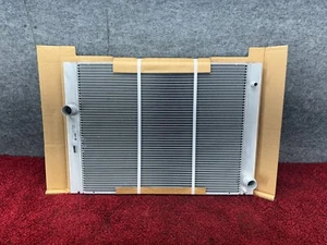 BMW E60 E63 E64 N62 Front Main Cooling Radiator Assembly OE BEHR 118K - Picture 1 of 9